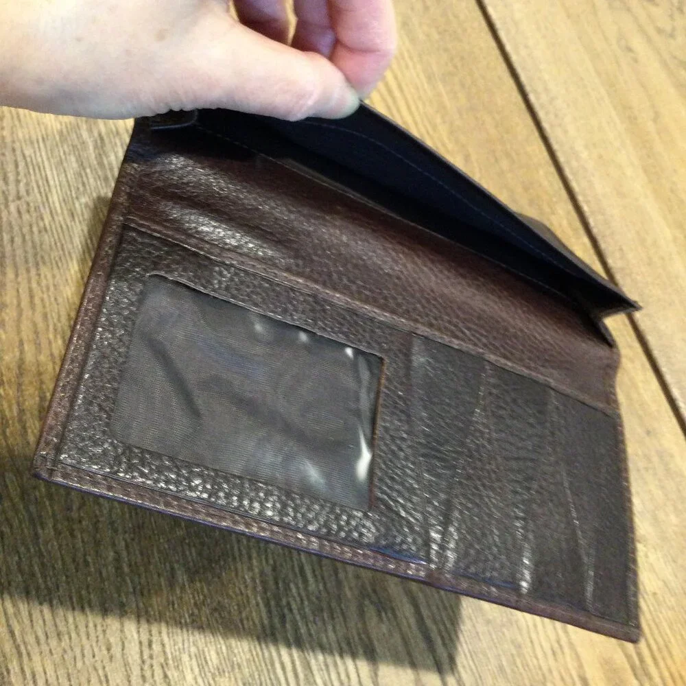 NEW! COLE HAAN Dark Brown Leather Slim Wallet Made in Italy